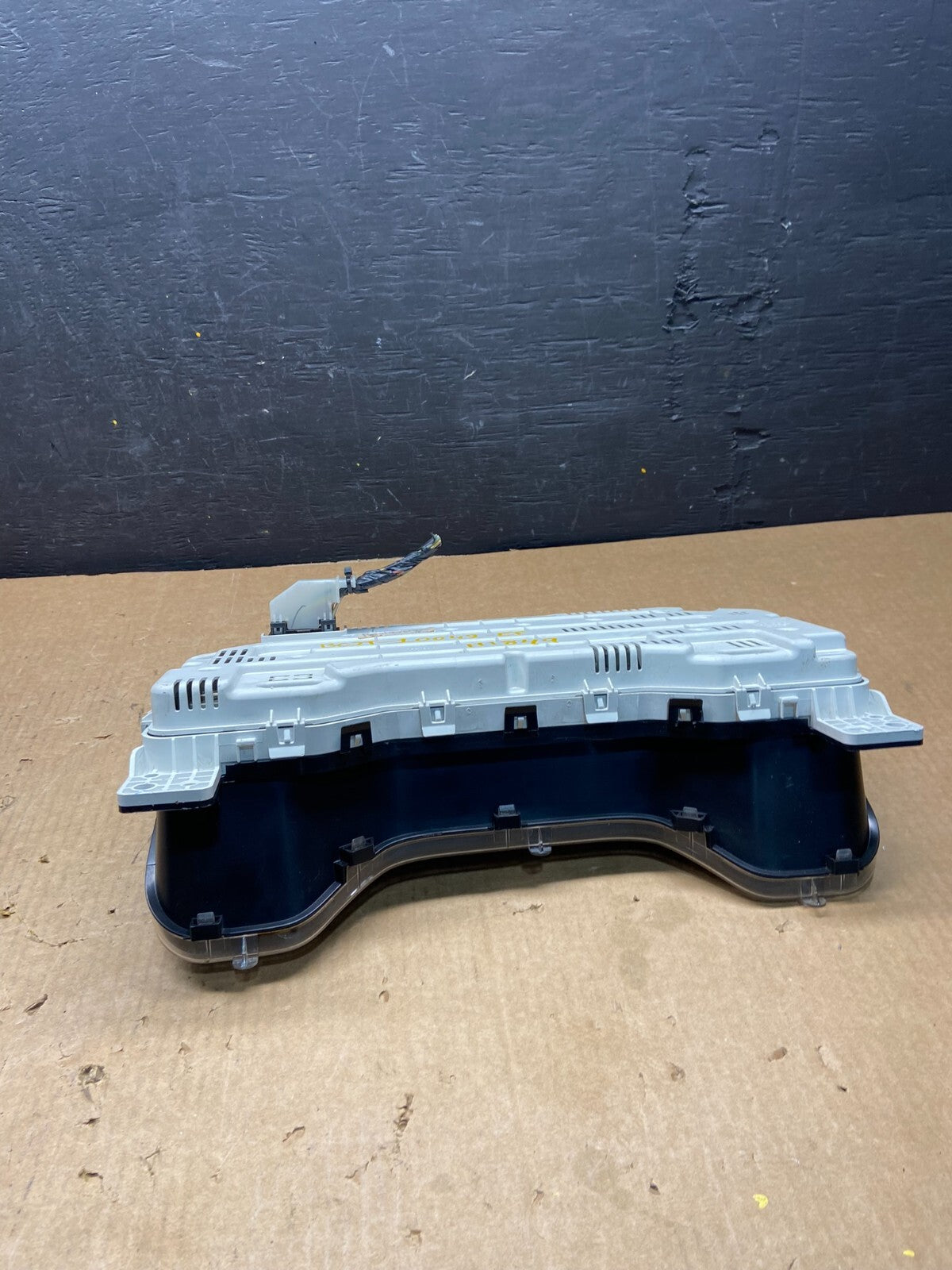 2011 to 2013 Ford E150 E250 E350 VAN Gauge Speedometer Cluster H1894 PS5