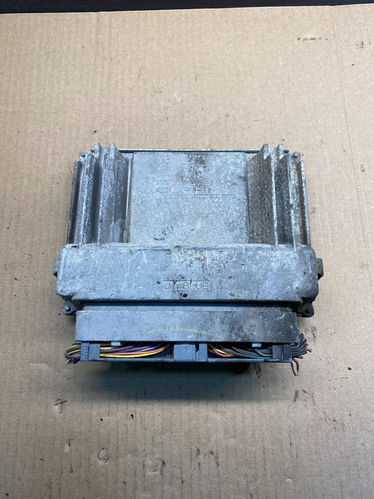 2001-2002 Silverado Tahoe Engine Computer Module 12200411 ECM ECU AH1628 DG1