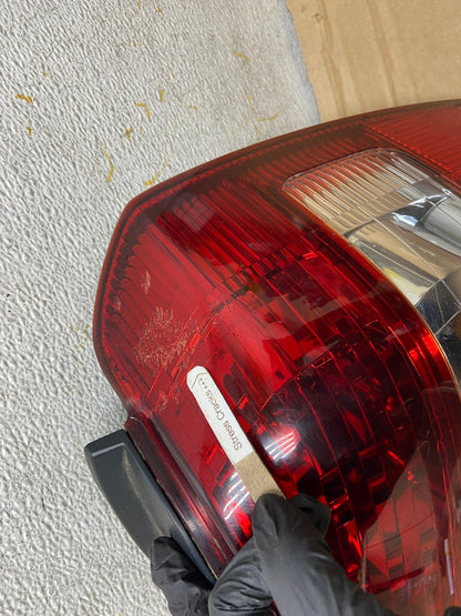 2004-2007 Toyota Highlander Right Passenger RH Side Tail Light AH8370 LK4