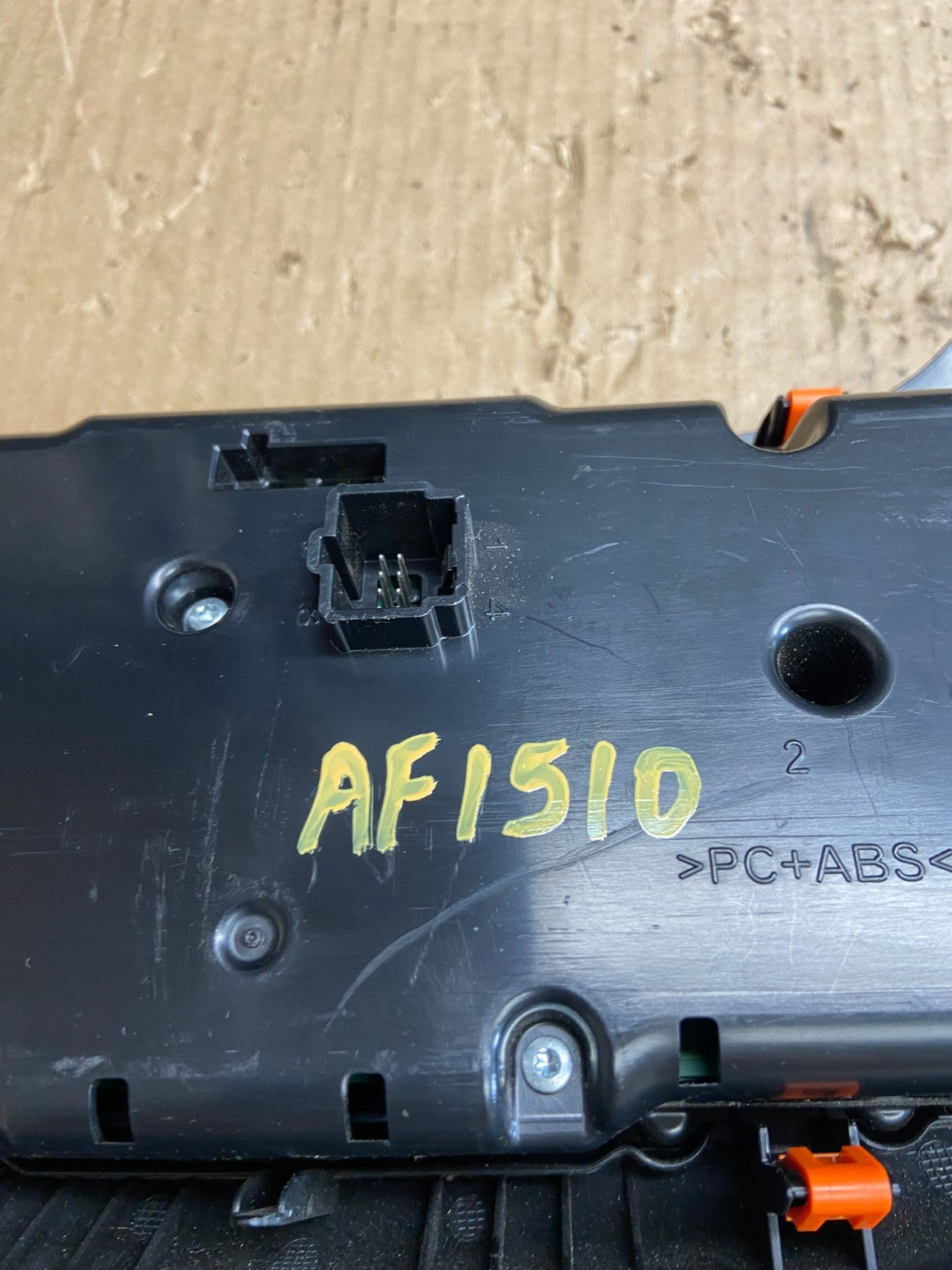 2019 to 2023 Jeep Cherokee Heater Climate Temperature Control AF1510 DG5