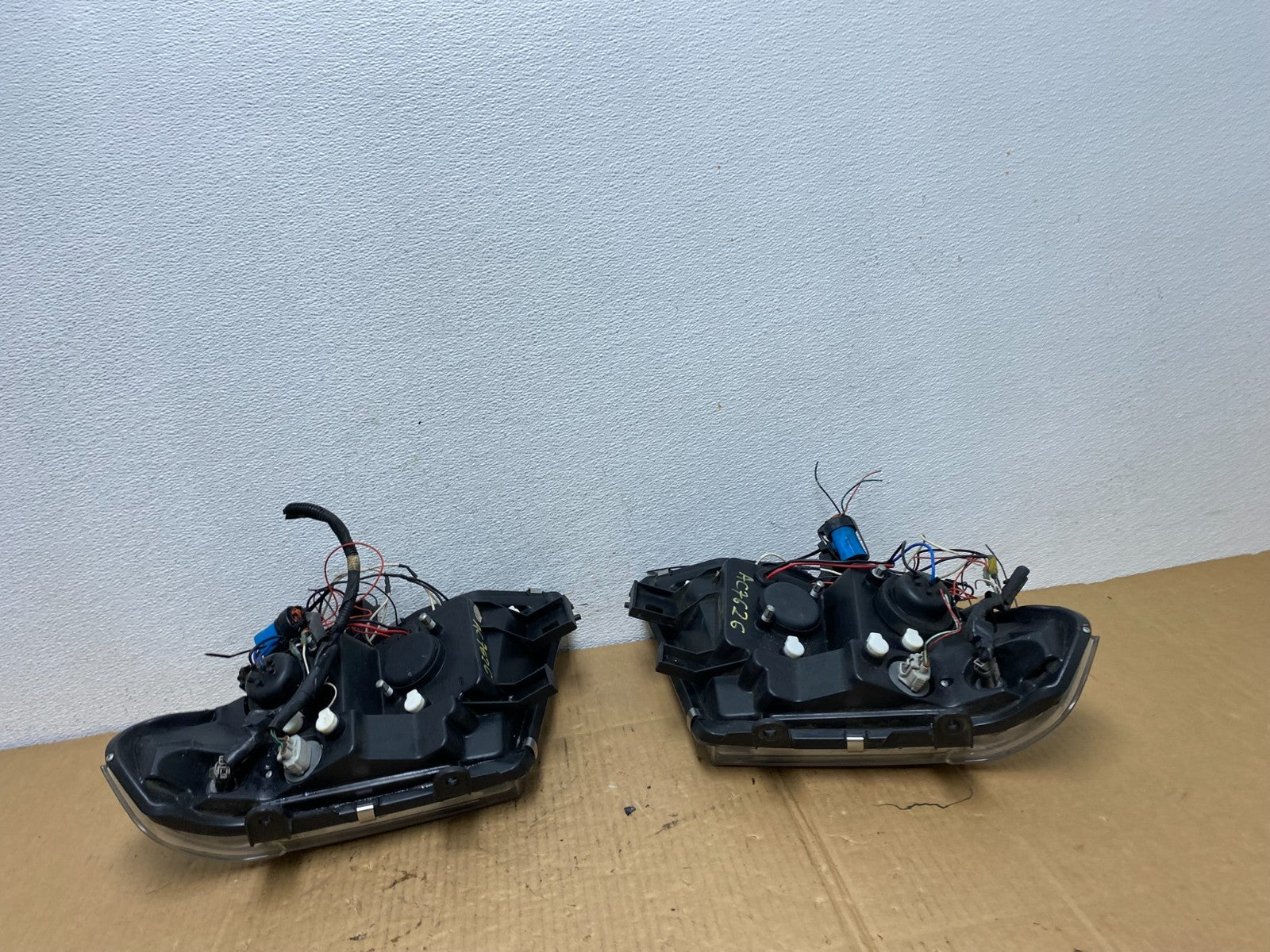 2005-2008 Nissan Pathfinder Left+Right Side Set LED Black Headlights AC7626 DG5