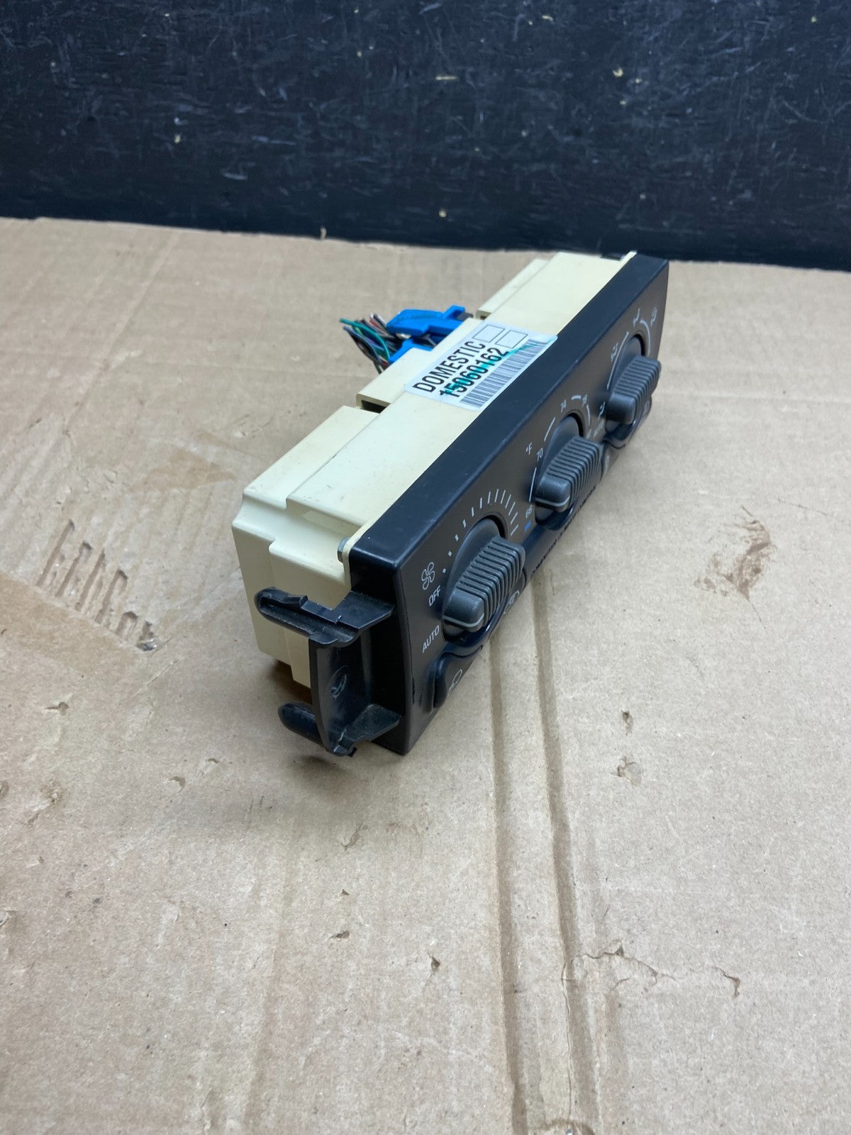 1999 to 2002 Chevrolet Silverado HVAC Heater Climate Control Module AD7107 DG1