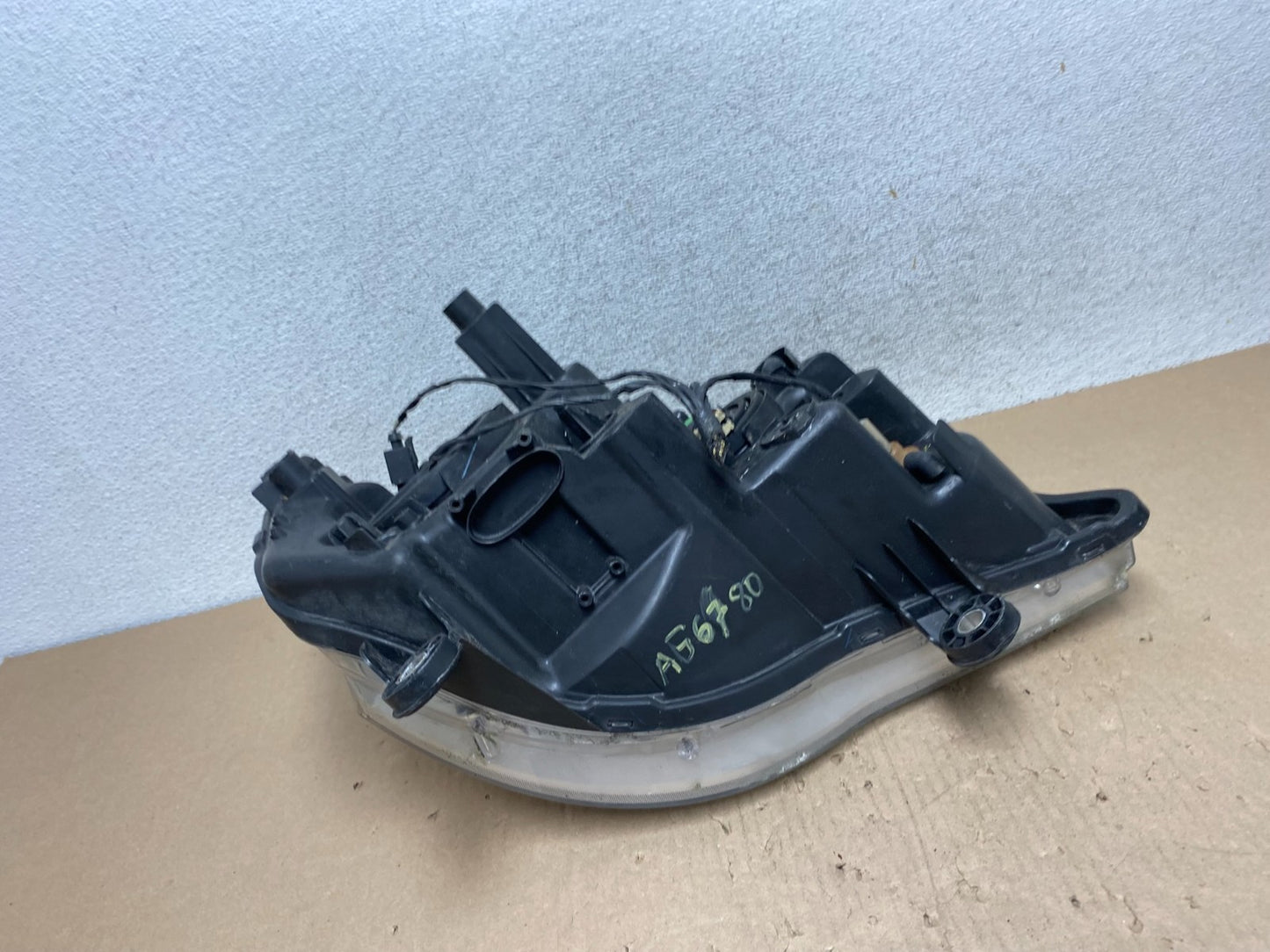 2008 to 2016 Chrysler Town and Country Left Driver Lh Side Headlight AG6780 DW7
