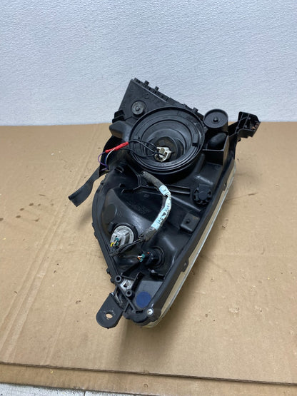 2004 - 2005 Toyota Prius Left Driver Lh Halogen Headlight AB6889 DW9