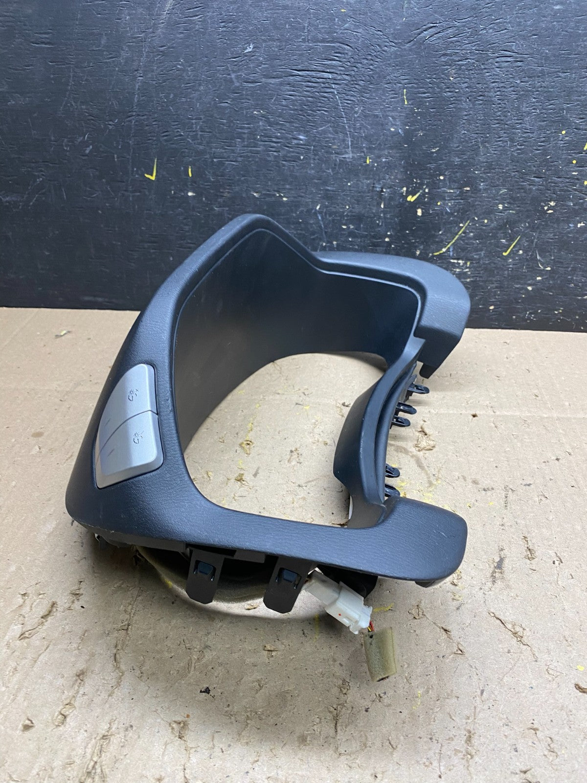 2013 to 2020 Nissan Pathfinder Speedometer Cluster Gauge Bezel Trim U5297 DG1