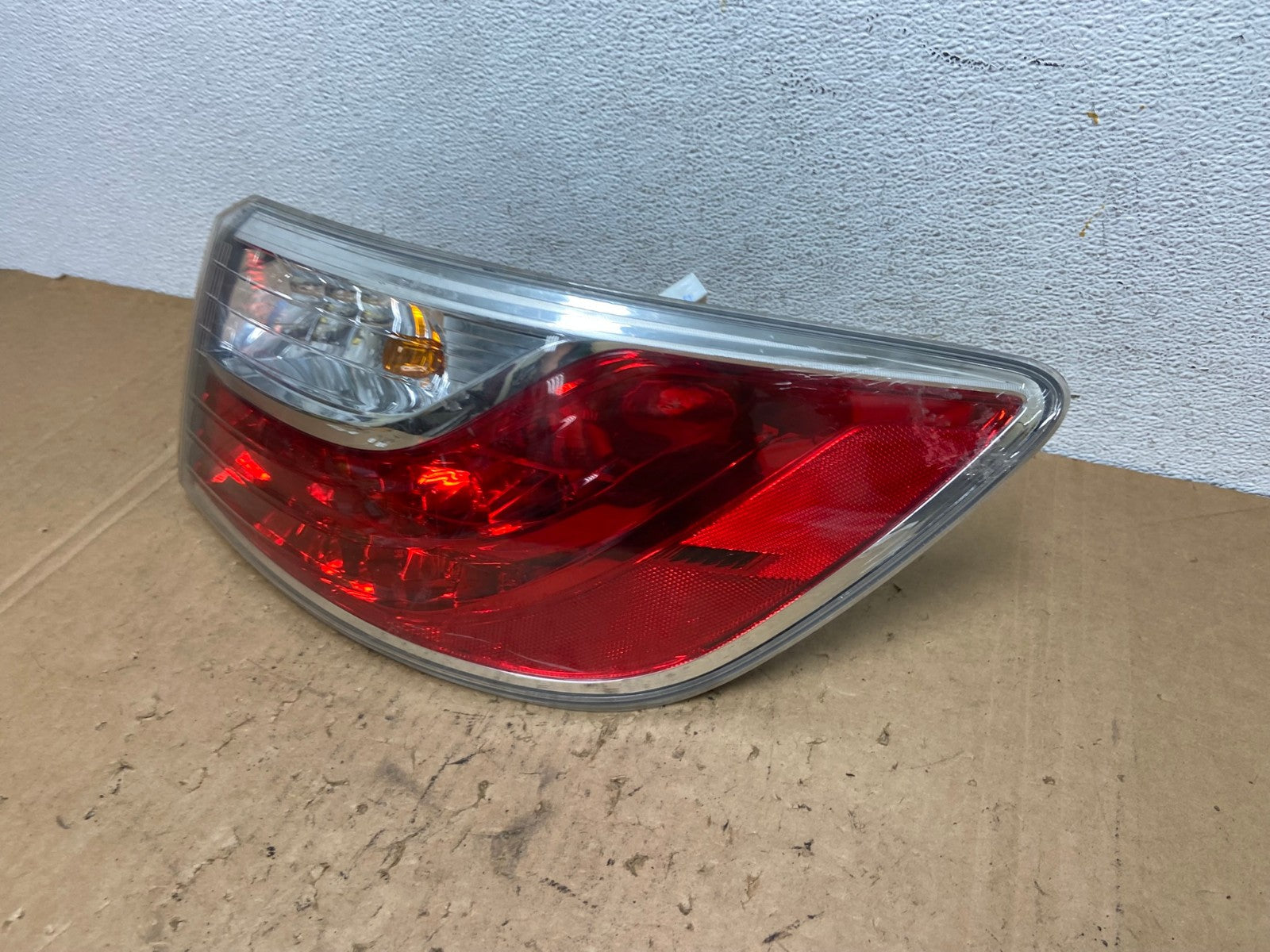 2010 2011 2012 Mazda CX-9 Right Passenger RH Tail Light AD3744 LK1
