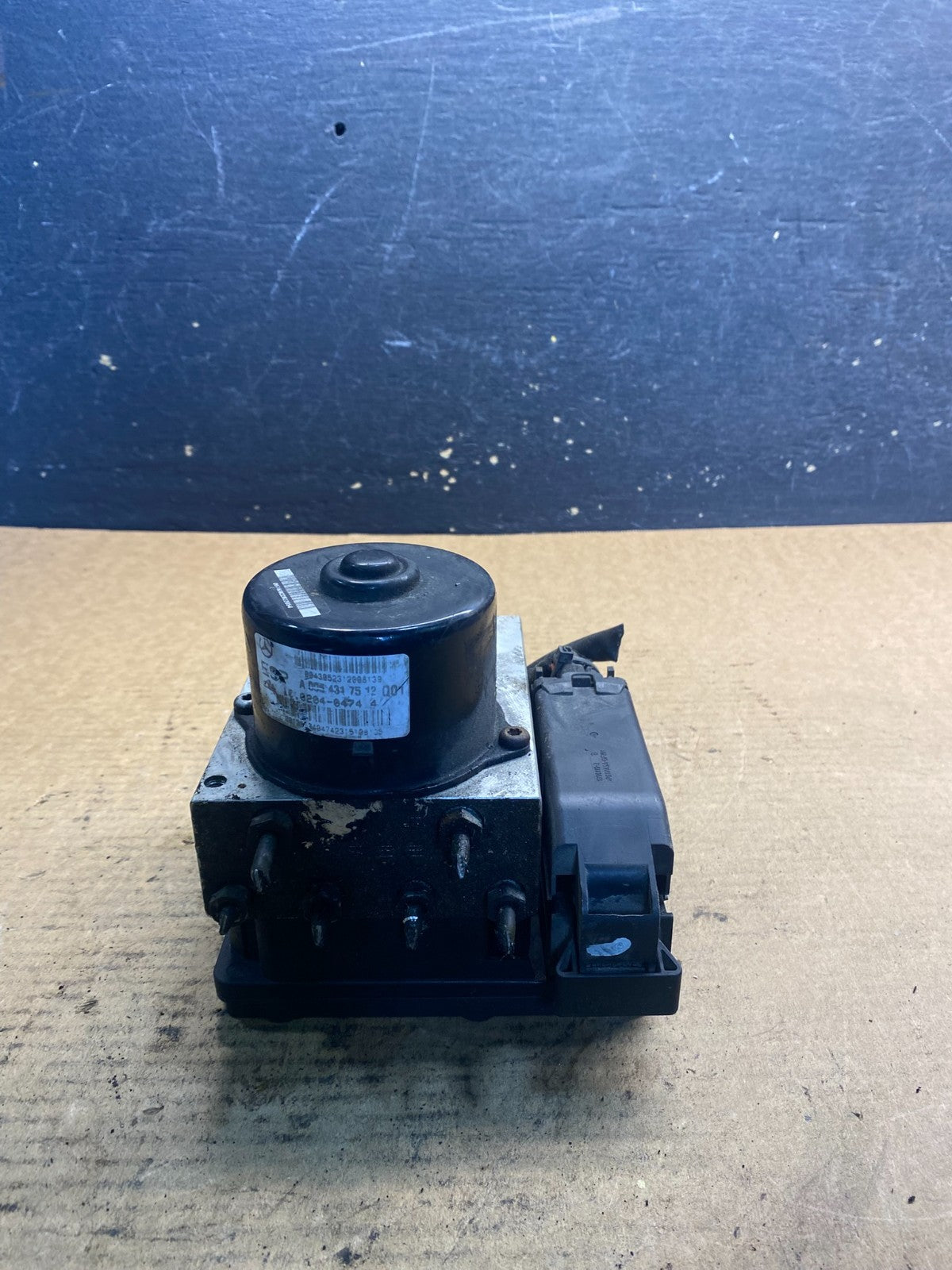 2005 to 2009 Mercedes W203 C230 CLK350 ABS Anti Lock Brake Pump Module aa0947 DG4