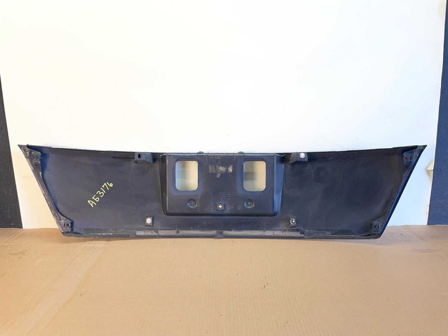 2008 to 2009 Honda Accord Sedan Trunk Deck Lid Trim Panel Molding AG3176 DG3