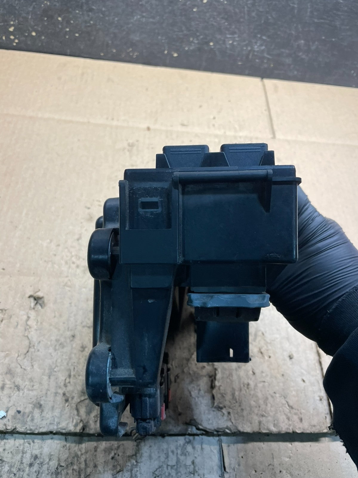 2005 Jeep Grand Cherokee BMC Body Module Power Fuse Box Relay v9188 DG3