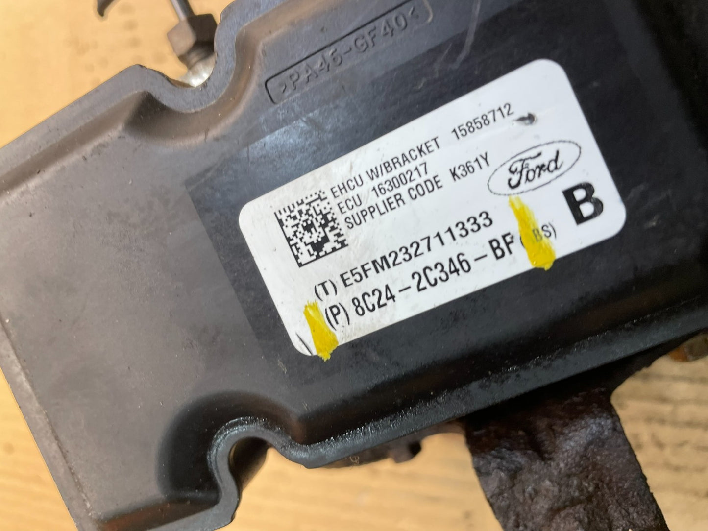 2011 - 2014 Ford E250 E350 Van  ABS Anti Lock Brake Pump Module Oem x8615 DG6