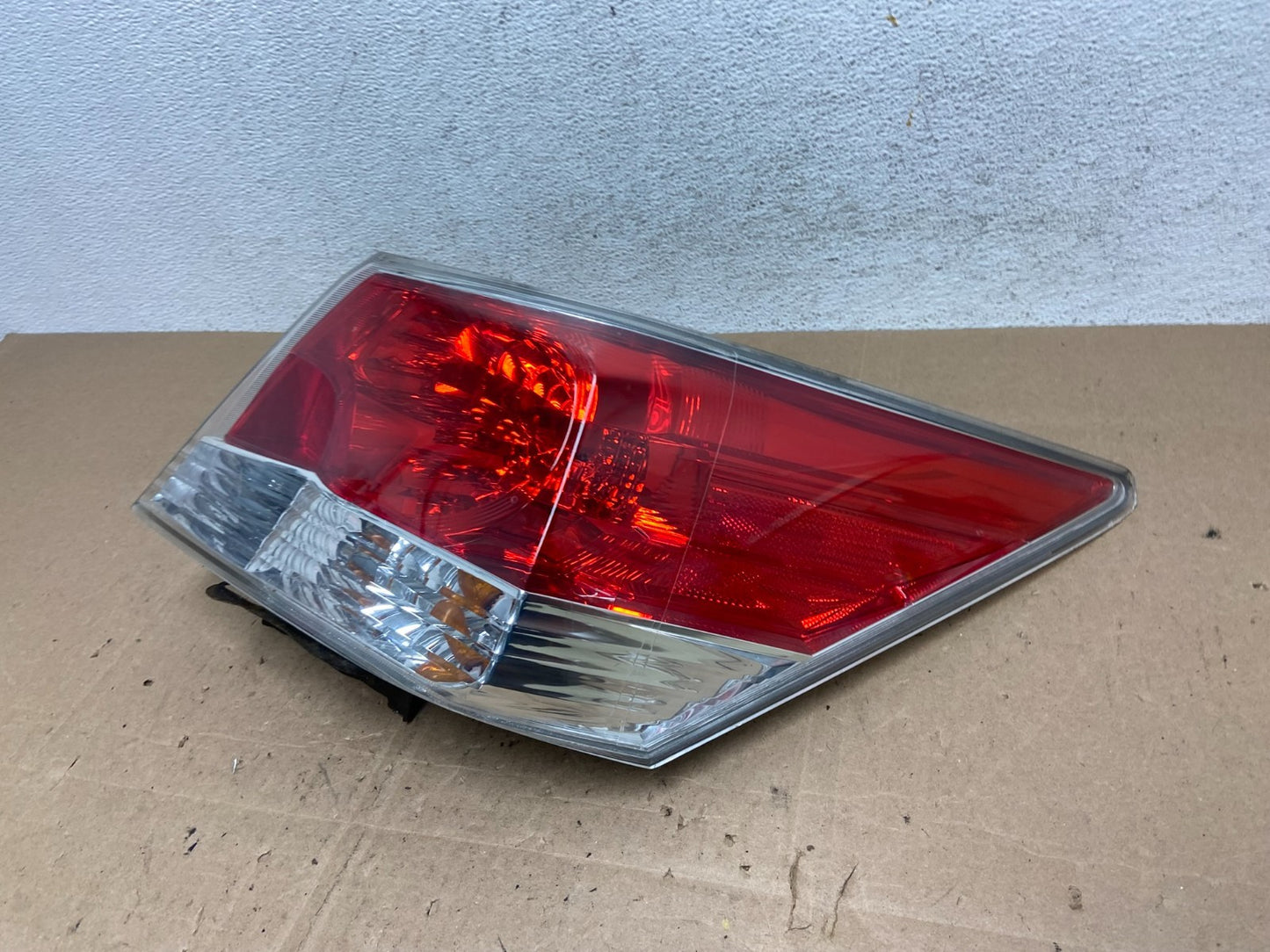 2008 to 2012 Honda Accord Sedan Tail light Right Passenger RH Side AE6034 DW1