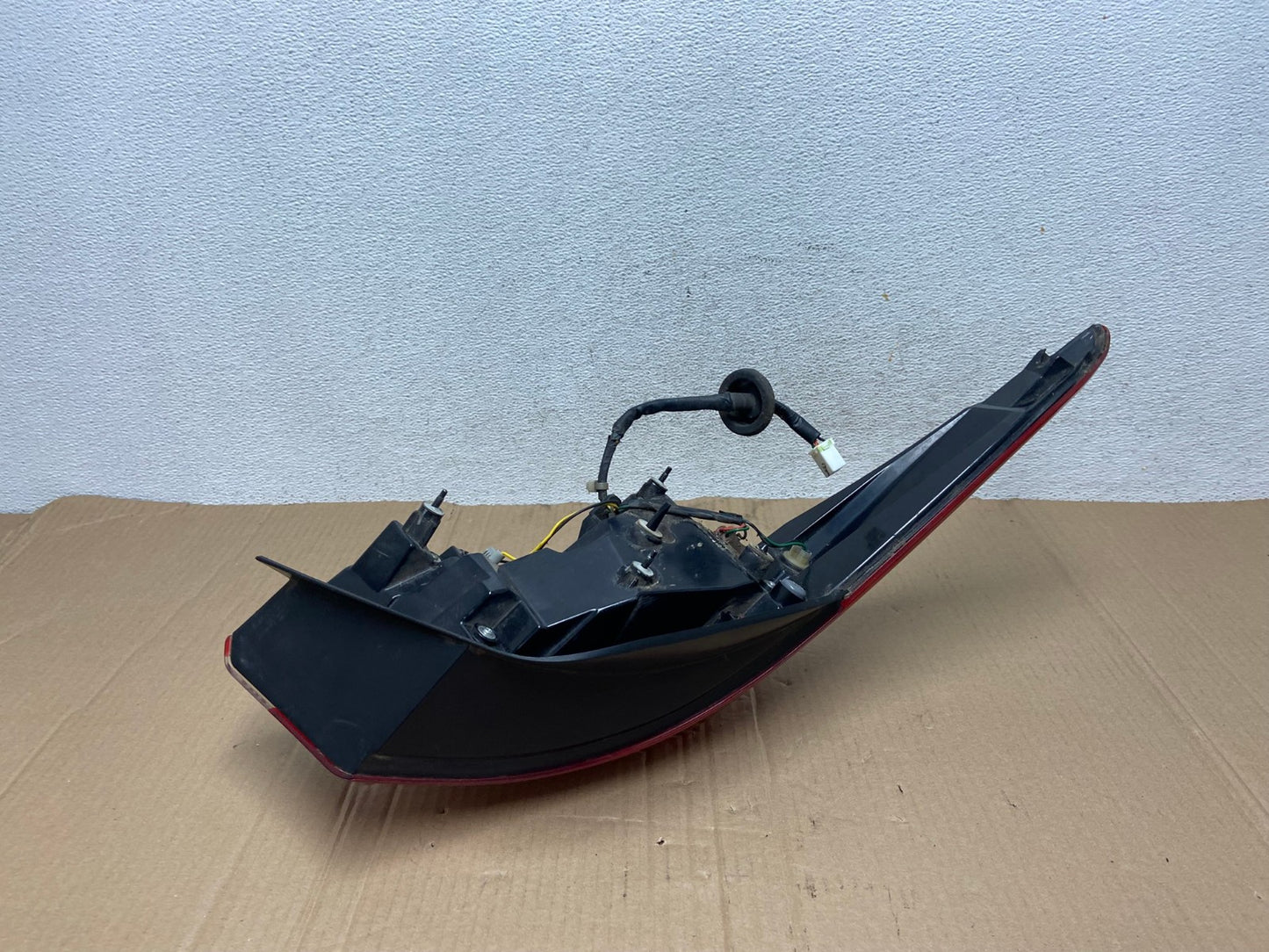 2014 2015 2016 Hyundai Elantra Sedan Right Passenger RH Tail Light AE8912 LK4