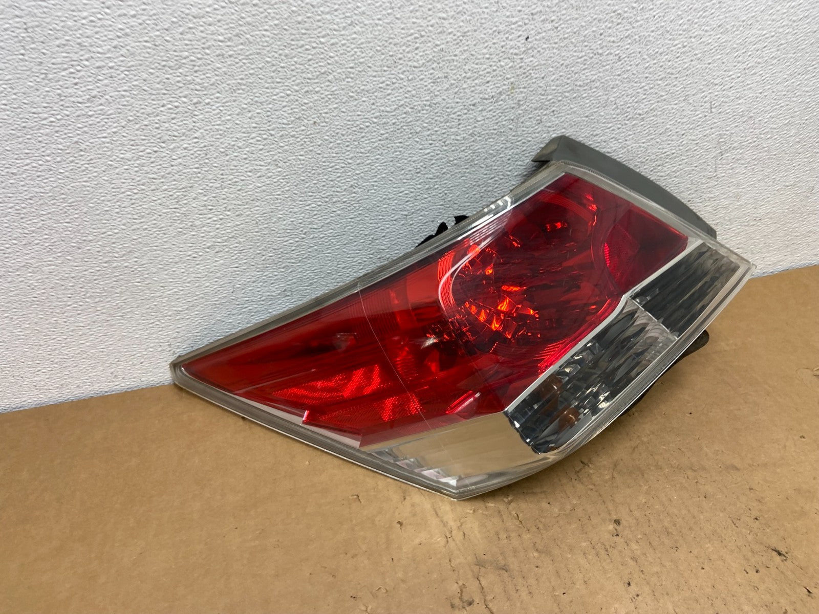 2008 to 2012 Honda Accord Sedan Tail light Left Driver LH Side AC8519 DW2