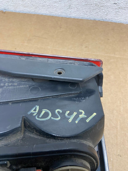 1999 - 2004 Jeep Grand Cherokee WJ Left Driver Lh Tail Light AD5471 LK7