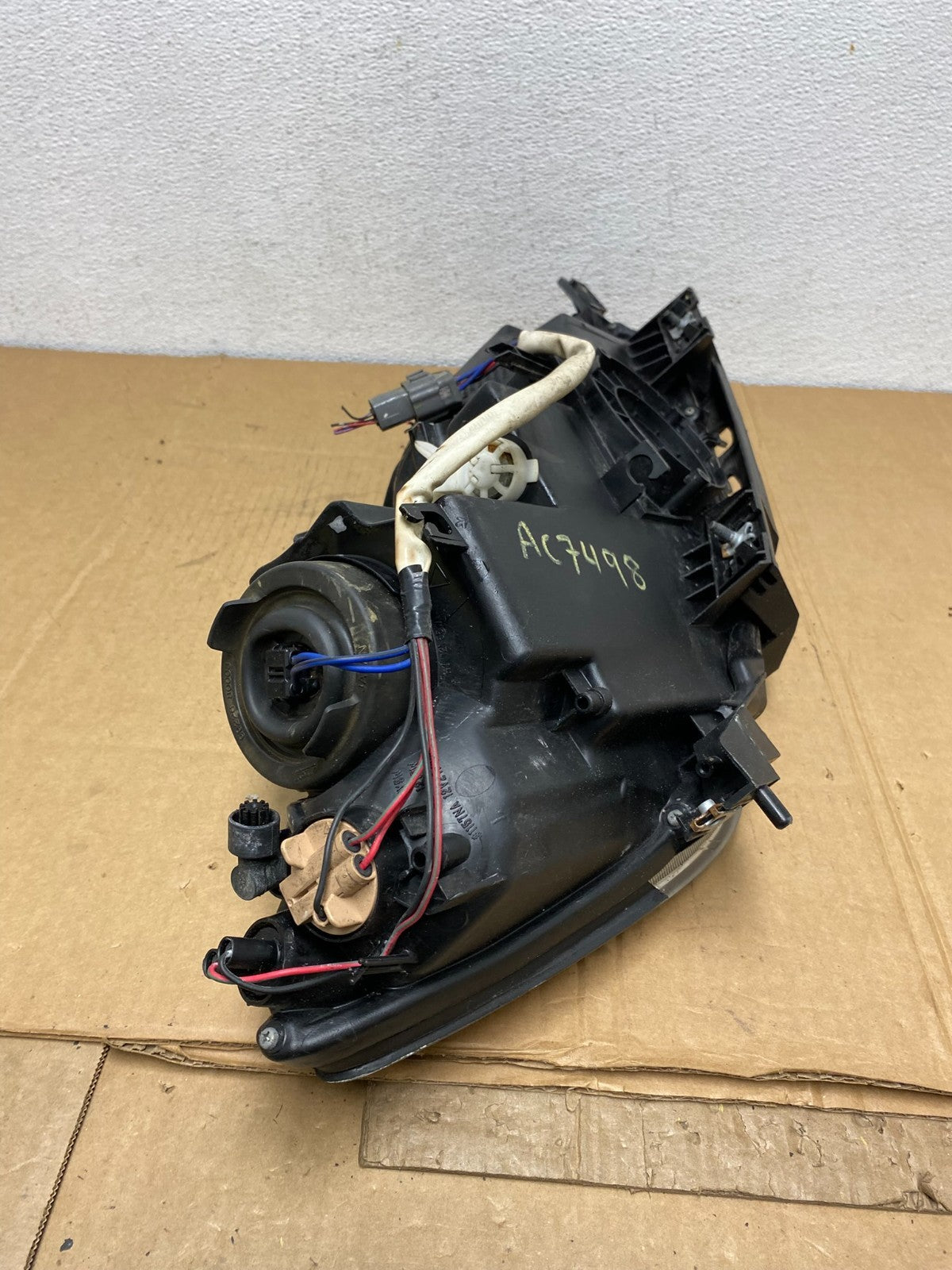 Halogen 2007 2008 2009 Mazda CX-7 Left Driver Headlight AC7498 DW8