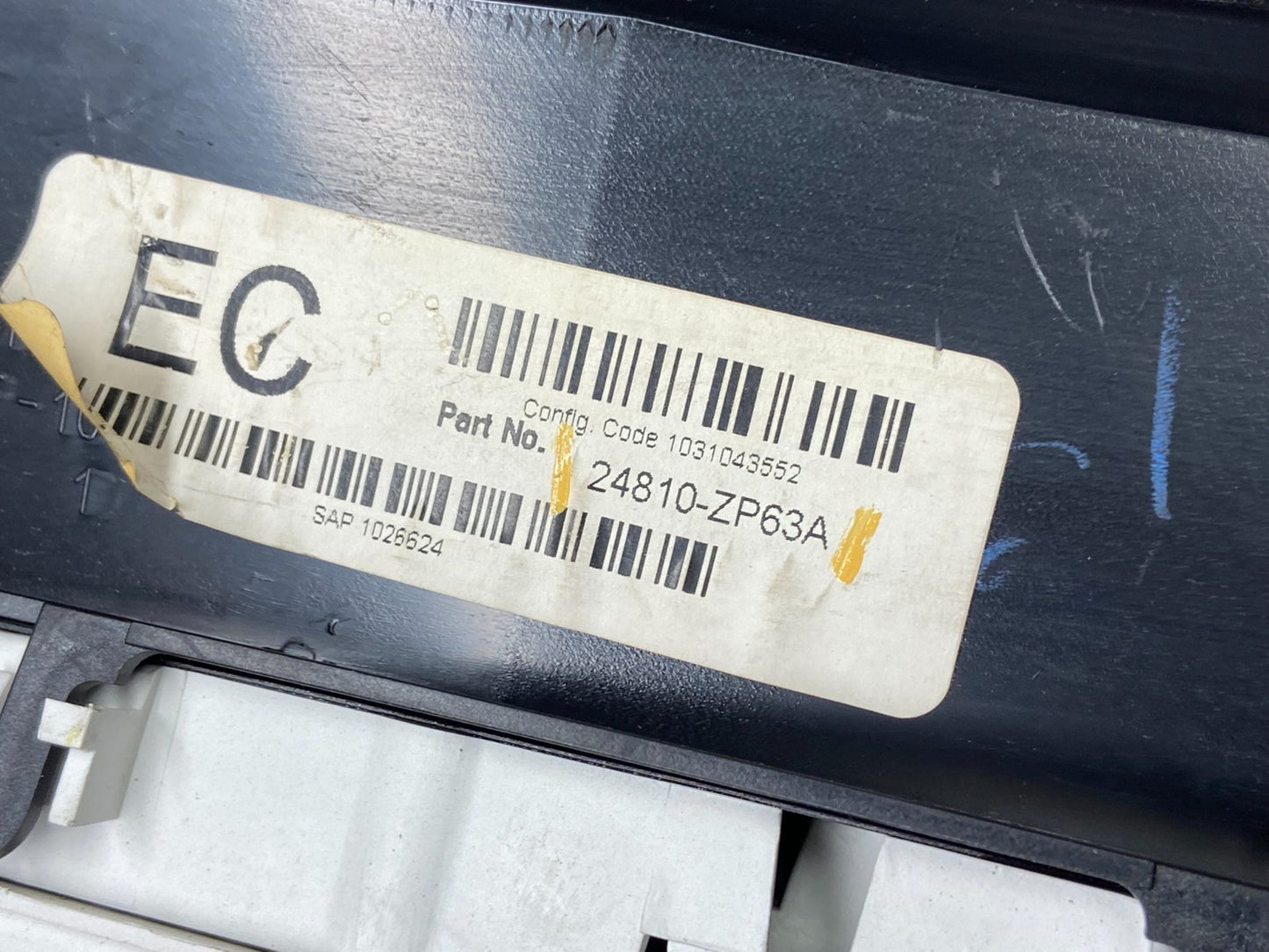 2006-2007 Nissan Pathfinder Xterra Cluster Speedometer Instrument OEM Y2273  DG6