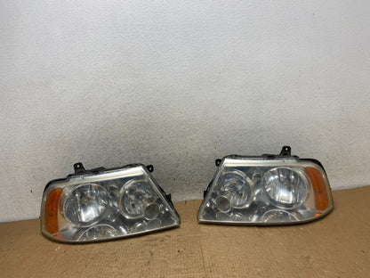 2003 - 2006 Lincoln Navigator Left+Right Side Headlights Halogen AI8169 DW0