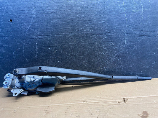 2011-2020 Toyota Sienna Rear Windshield Washer Wiper Motor ad9614 DG0