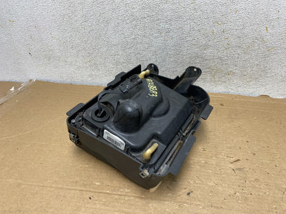 2004 to 2009 Cadillac SRX Left Driver LH Side Front Fog Light AH8893 DW5