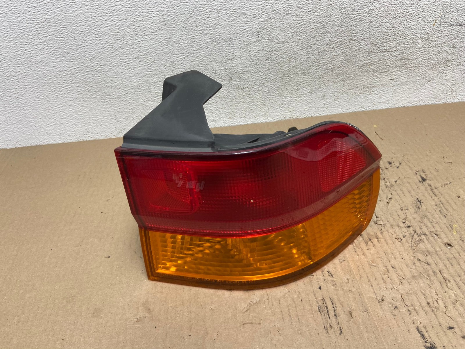 2002 2003 2004 Honda Odyssey Right Passenger Side Tail Light AF5960 LK0