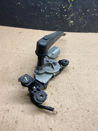 2012 - 2017 Hyundai Veloster Rear Glass Windshield Wiper Motor z1592 DG1
