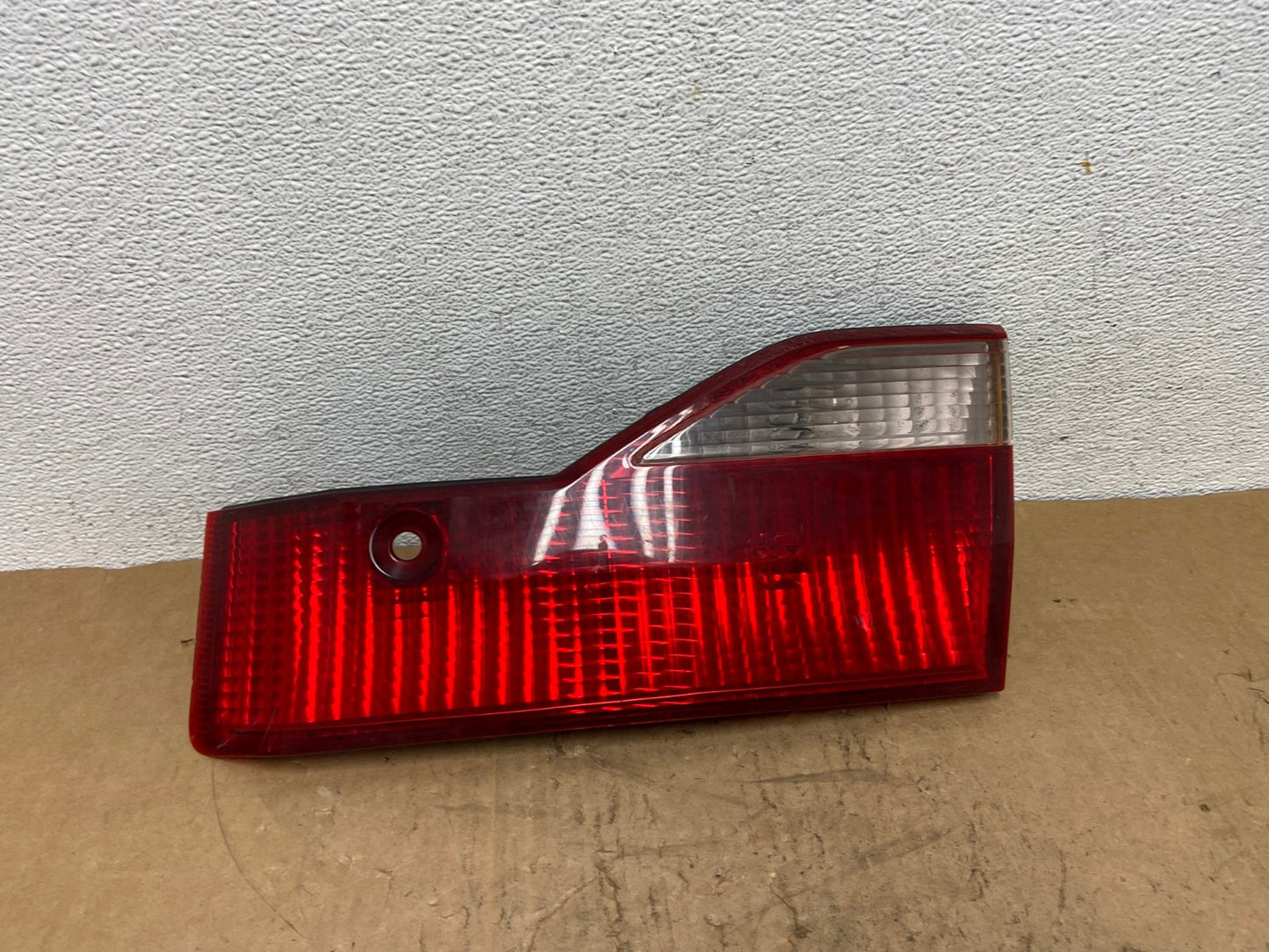 1998 to 2000 Honda Accord Right Passenger Side Inner Tail Light AD0613 LK0