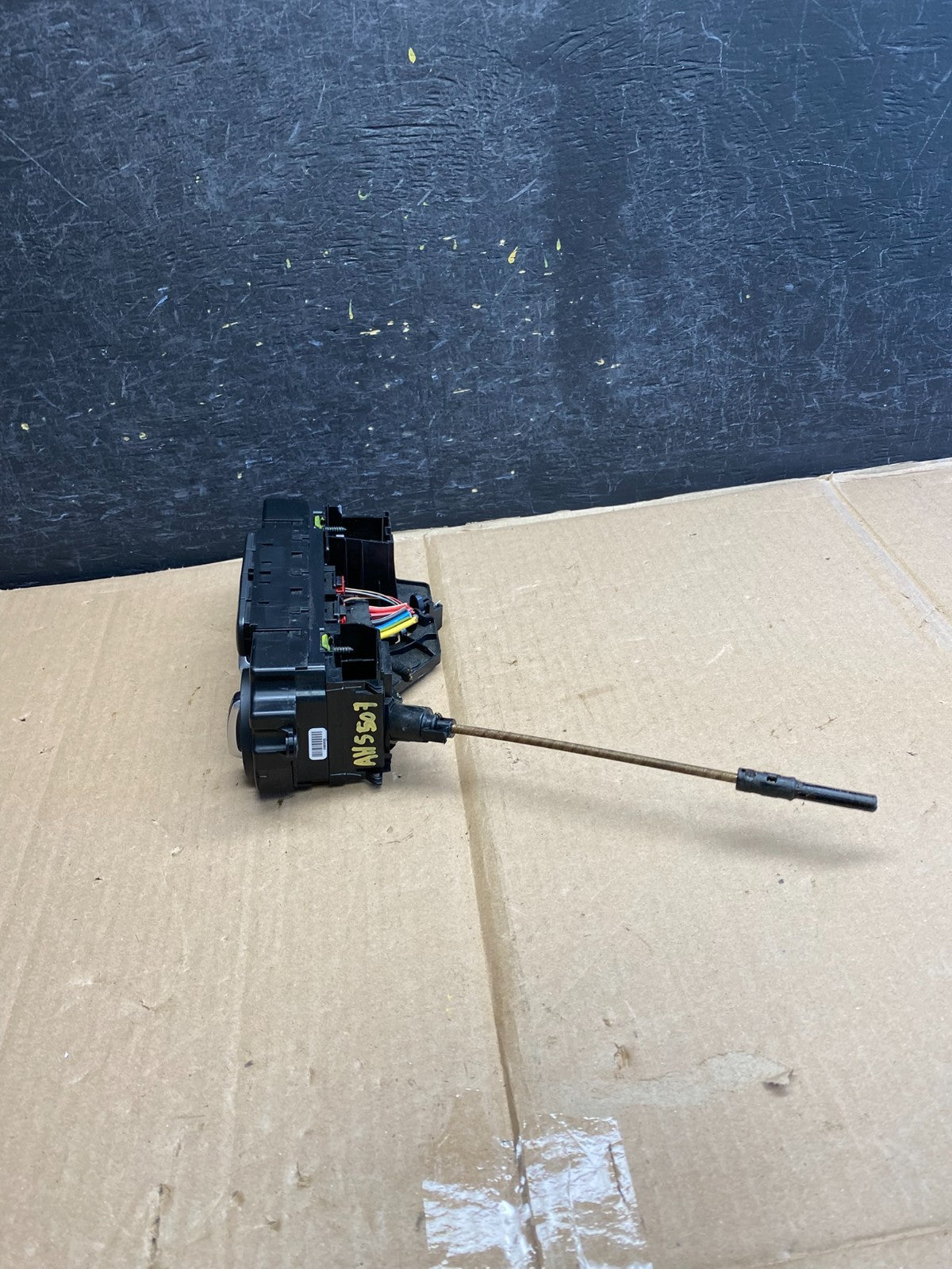 2011 - 2014 Volkswagen Jetta Center Climate Control Panel AC Heater AH5507 DG2