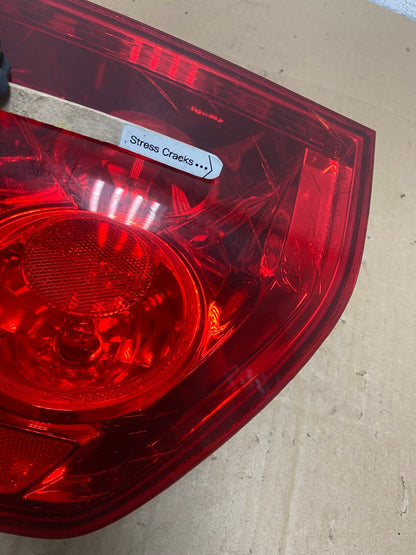 2003 2004 2005 Honda Pilot Left Driver LH Side Tail Light AB6152 LK4