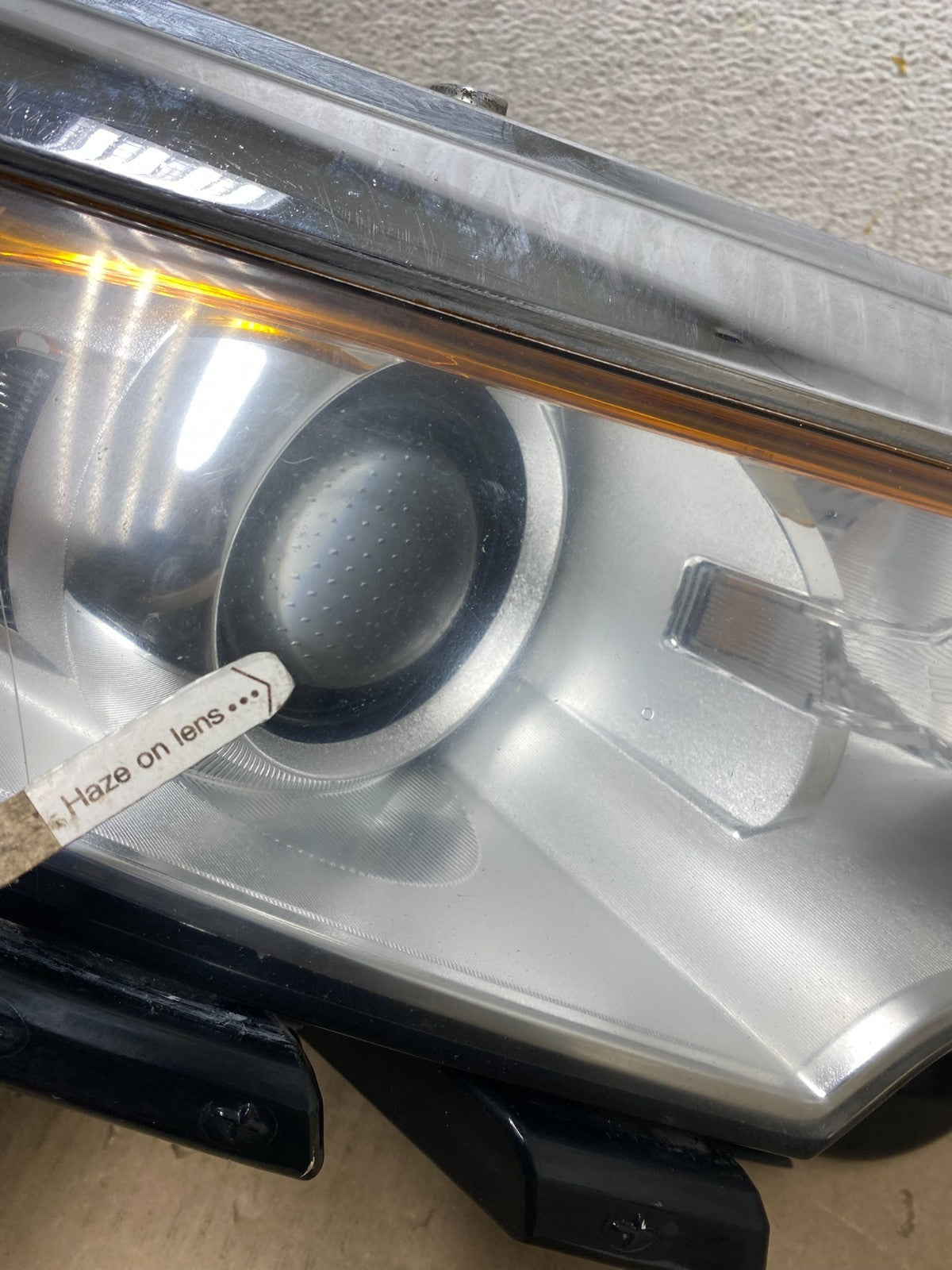 2011 to 2014 Ford Edge Front Right Passenger Headlight Halogen AG5873 DW3
