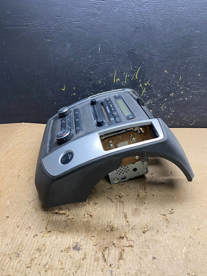 2009-2012 Nissan Frontier Xterra Radio Climate Control Bezel Center Z7585 DG2
