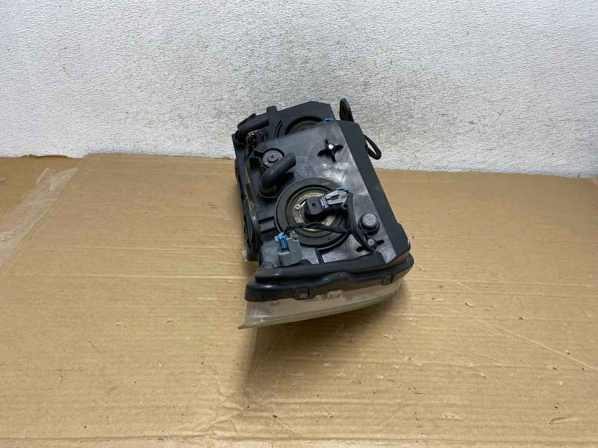 2009 to 2017 Dodge Journey Headlight Left Driver Lh Side Halogen AH2254 DW6