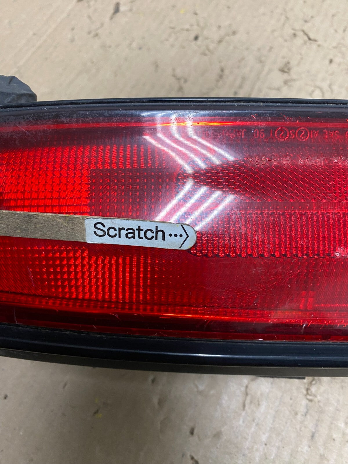 1993 to 1994 Infiniti J30 Driver Right Passenger RH Side Tail Light OEM L6550 DW4
