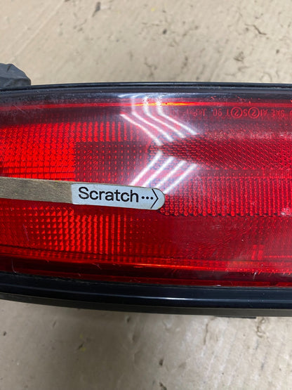 1993 to 1994 Infiniti J30 Driver Right Passenger RH Side Tail Light OEM L6550 DW4