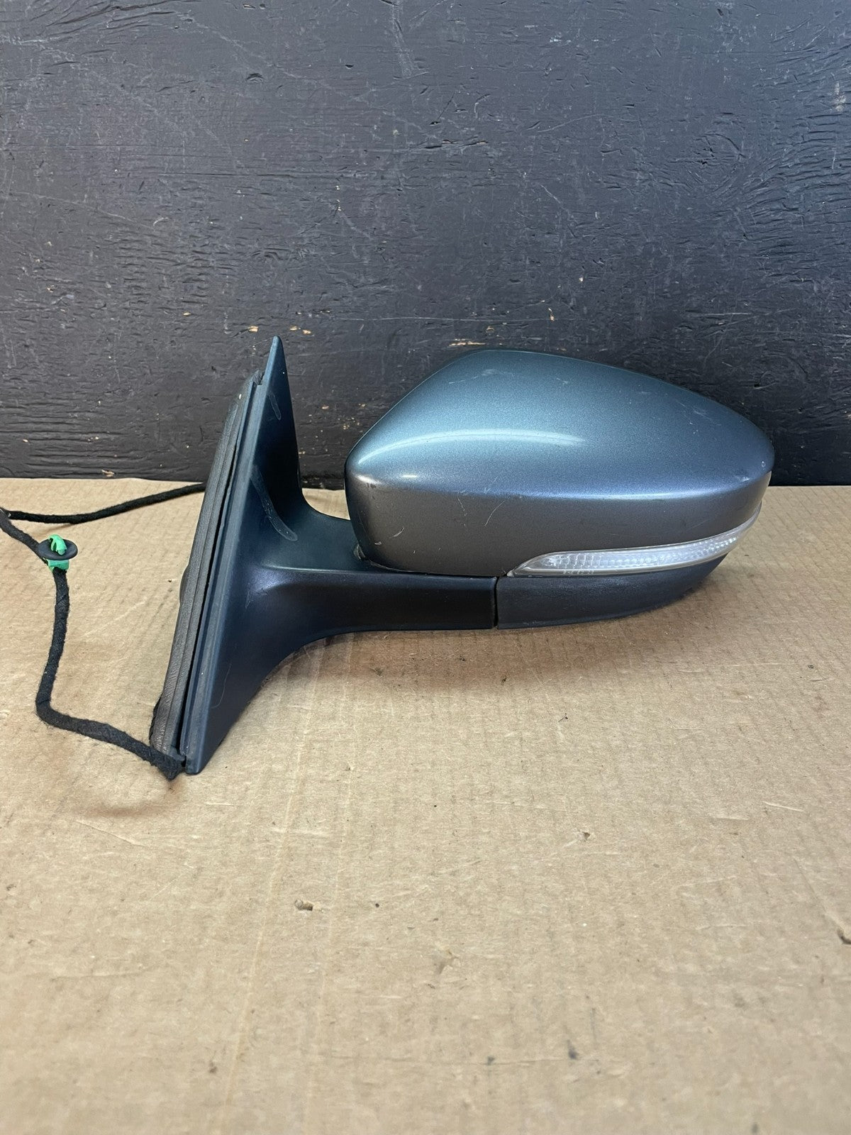 2012 to 2016 Volkswagen Passat Left Driver LH Turn View Door Mirror AF5166 MS0