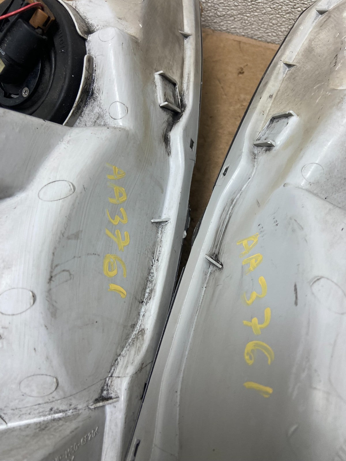 1997-2001 Lexus Es300 Left+Right Headlights Halogen AA3761 DW11