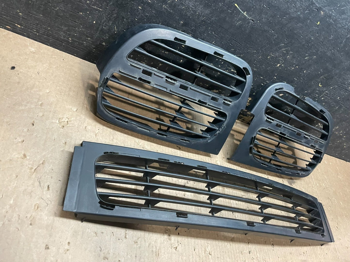 2008-2010 Porsche Cayenne Cover Lower Left Center Right Grille Trim Z3279 DG1