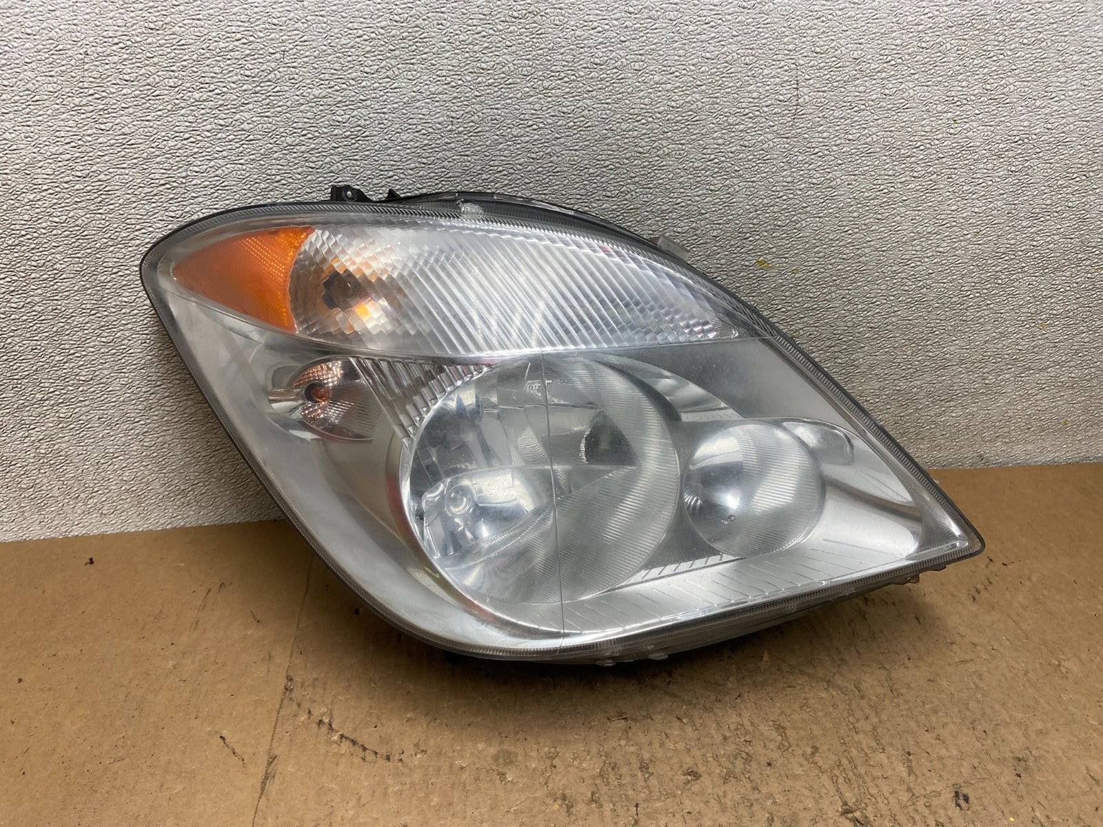 2007 to 2013 Mercedes Sprinter Headlight Right Passenger Halogen Oem AA0201 DW0