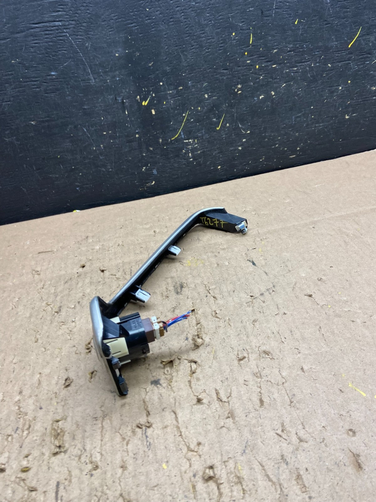 2009 - 2014 Nissan Murano Engine Ignition Start Switch Button Trim OEM t6277 DG3