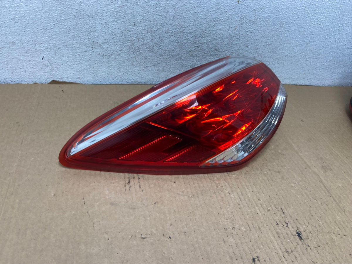2011 2012 2013 2014 Nissan Murano Left Driver Lh Side Tail Light AG2056 LK2