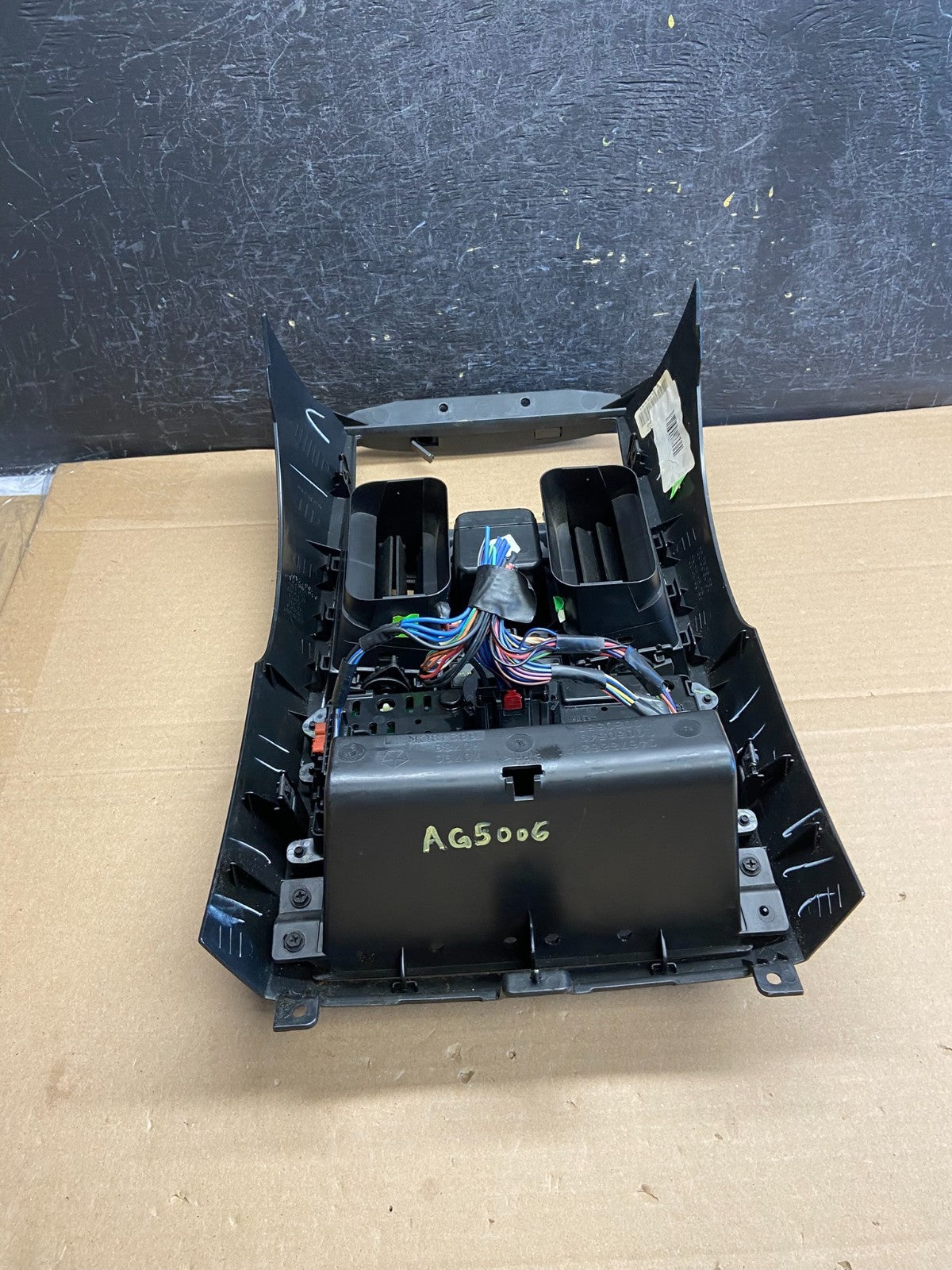 2008-2010 Dodge Grand Caravan A/C Climate Control Unit Bezel Trim AG5006 DG4