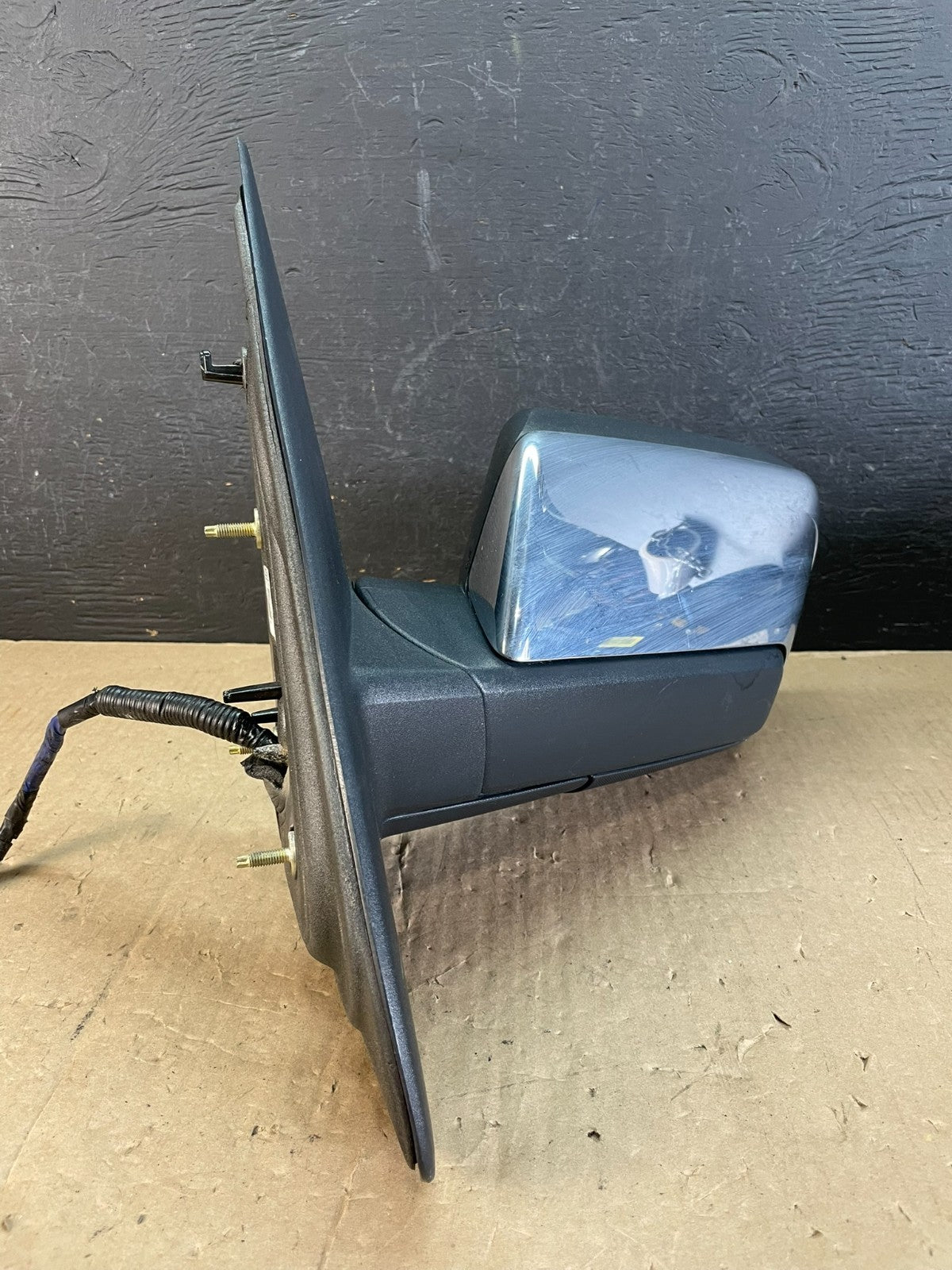 2007 to 2014 Lincoln Navigator Left Driver Door Mirror AD5869 DW1