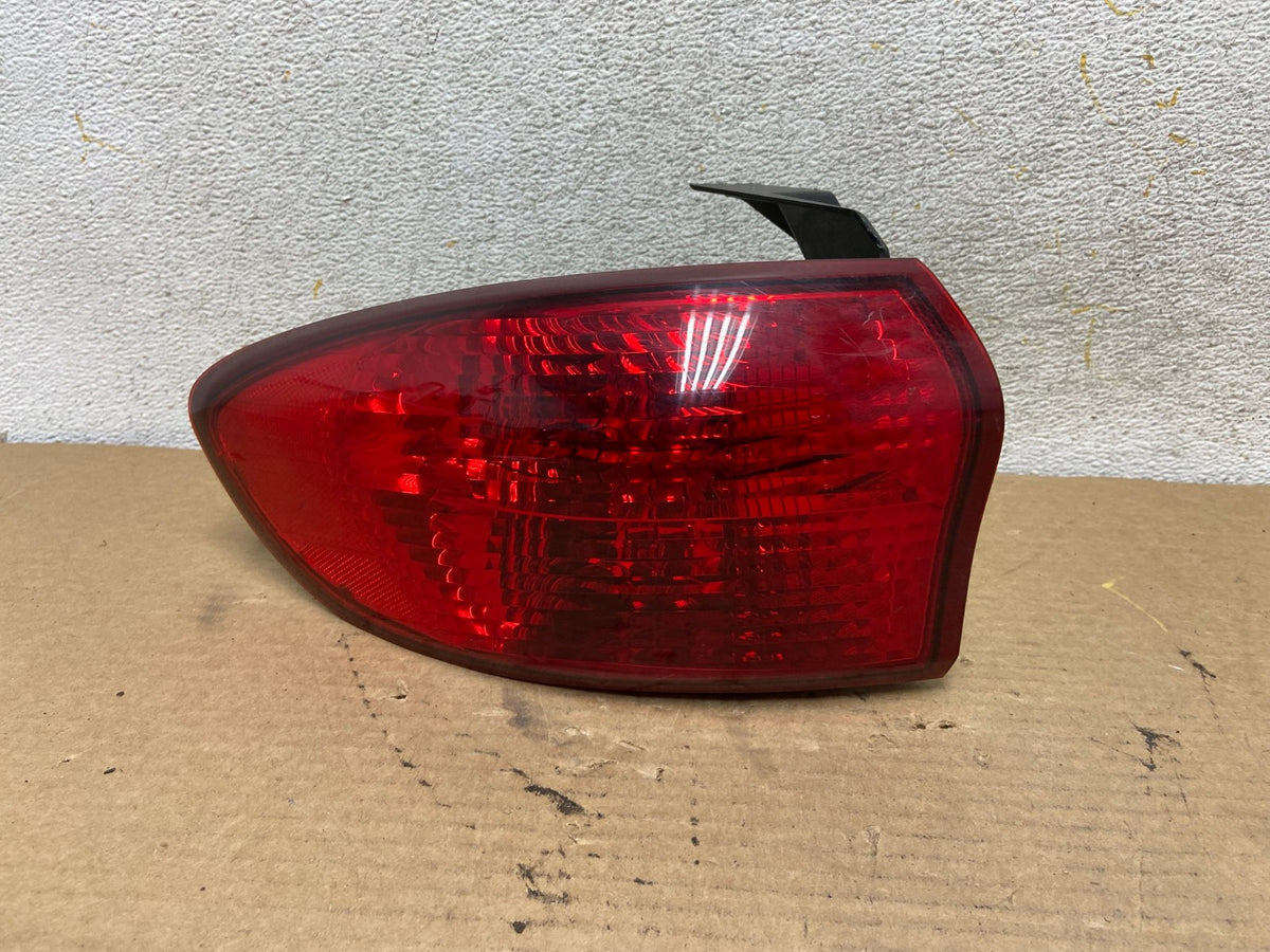 2006-2007 Subaru Tribeca B9 Left Driver Lh Side Tail Light AH4299 LK0
