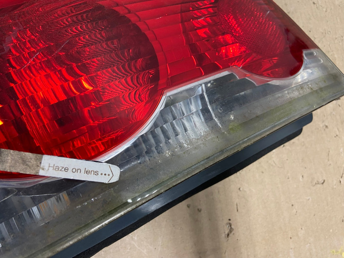 2006 to 2010 Volvo C70 Convertible Left Driver LH Side Tail Light AH6900 LK4