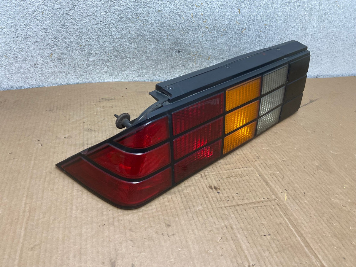 1982 to 1992 Chevrolet Camaro Left Driver LH Side Tail Light AI7069 LK2