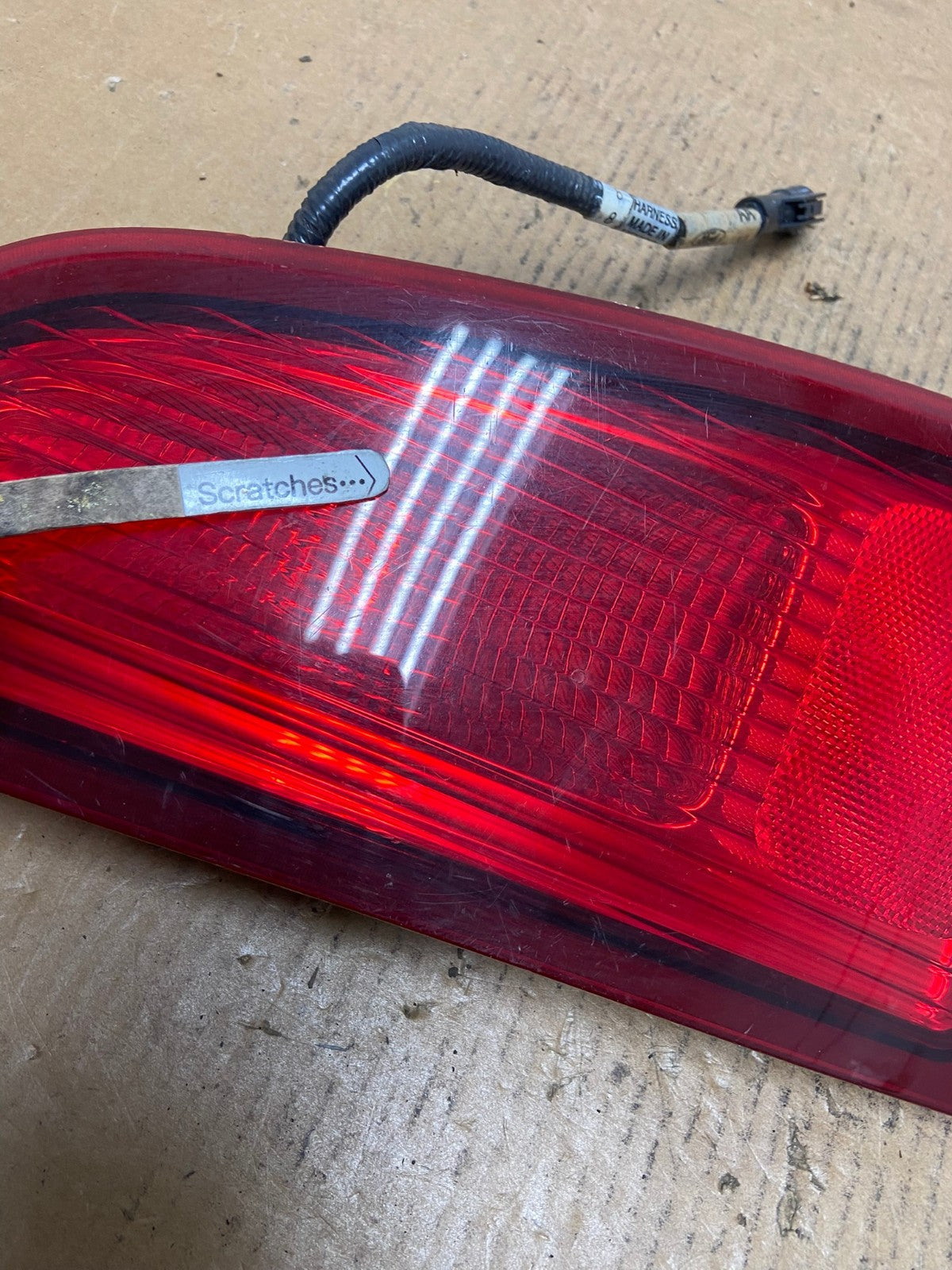 1998-2002 Lincoln Navigator Left Driver Lh Side Tail Light Inner AE0617 LK3