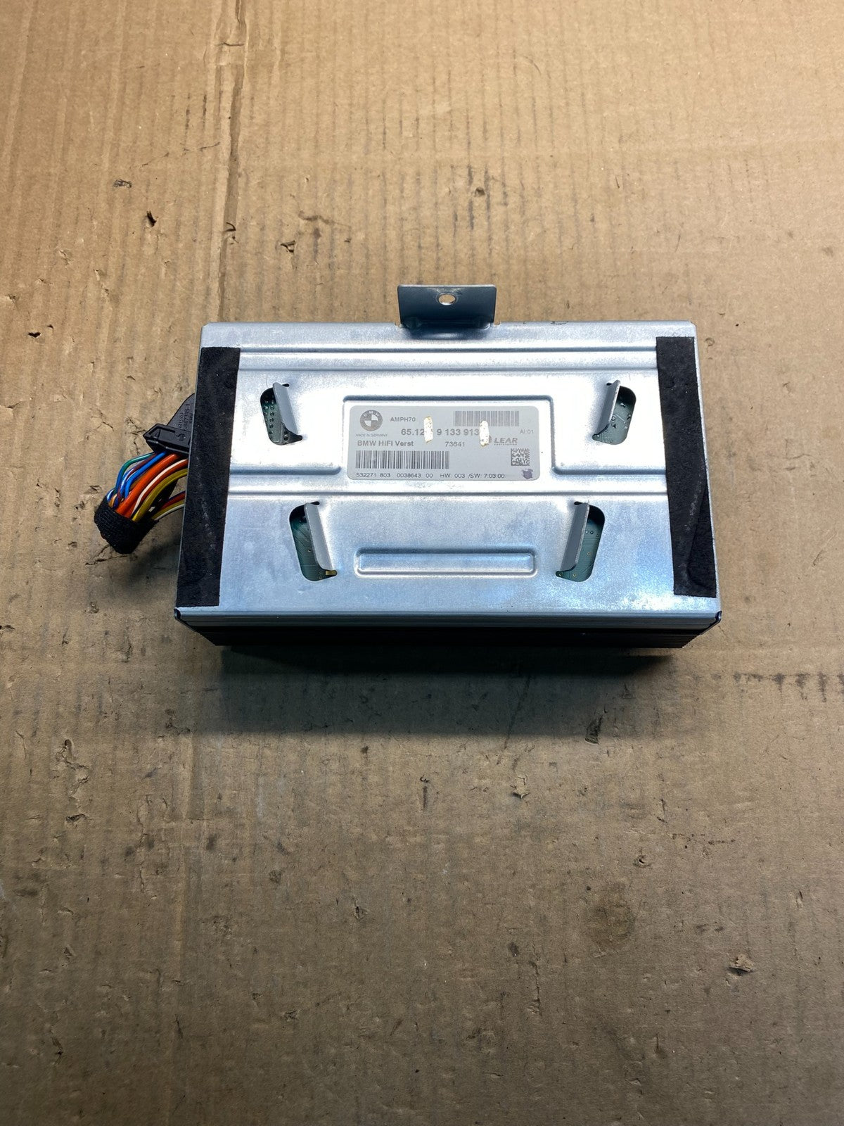 2007-2010 BMW X5 Top HiFi Lear Radio Audio Amplifier Amp OEM AA7869 DG1