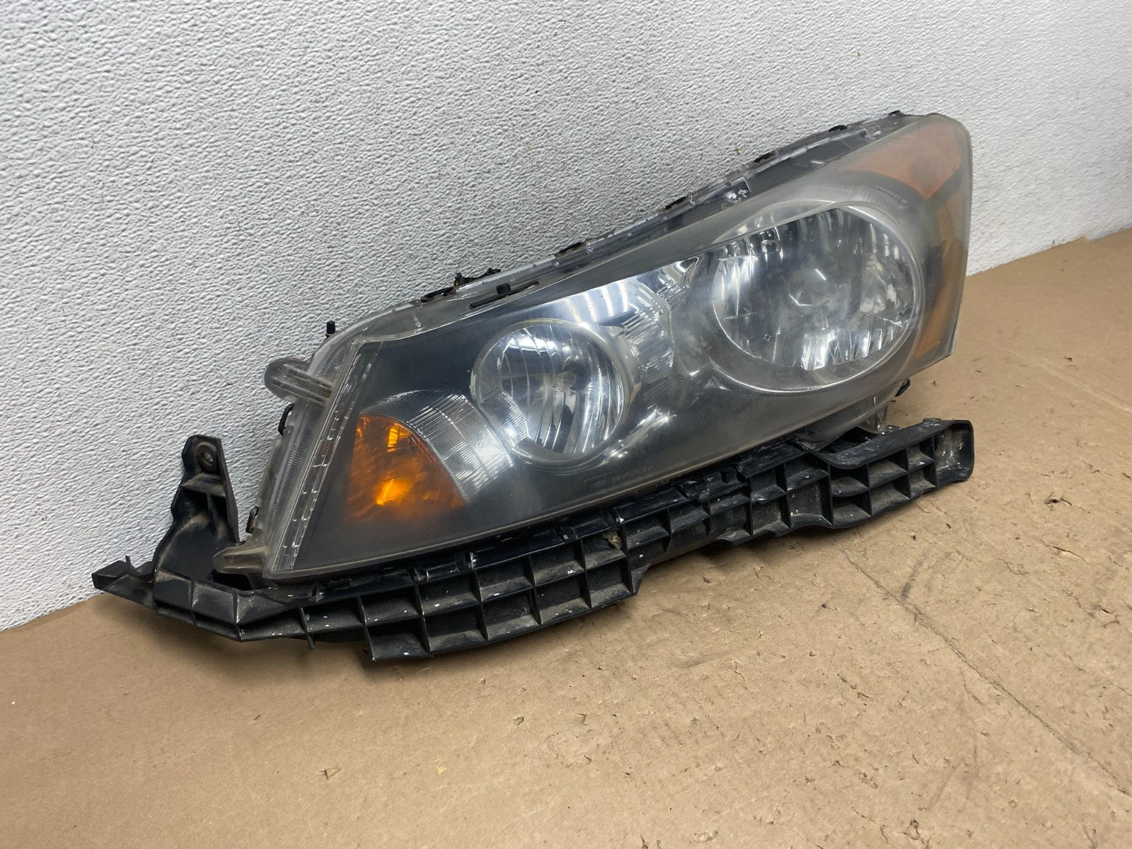 2008 to 2012 Honda Accord Sedan Headlight Left Driver Lh Side AG5560 DW2