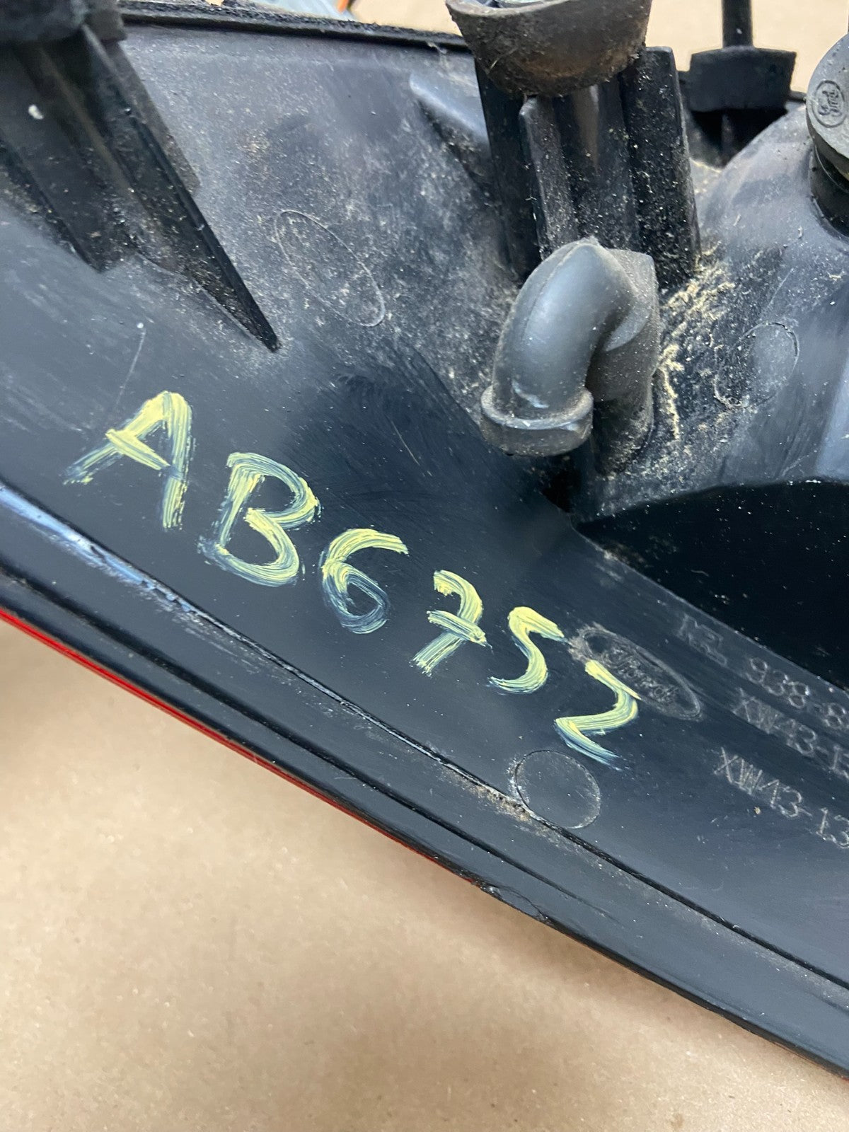 2000 2001 2002 Lincoln Ls Right Passenger RH Side Tail Light Oem AB6752 DW6
