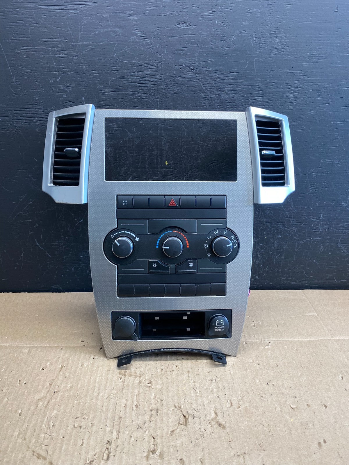 2008 to 2010 Jeep Grand Cherokee Center A/C Heater Climate Control AC9097 DG0