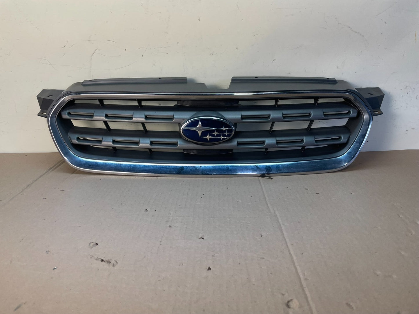 2005 to 2007 Subaru Legacy Outback Front Grill Grille AG7670 DG0